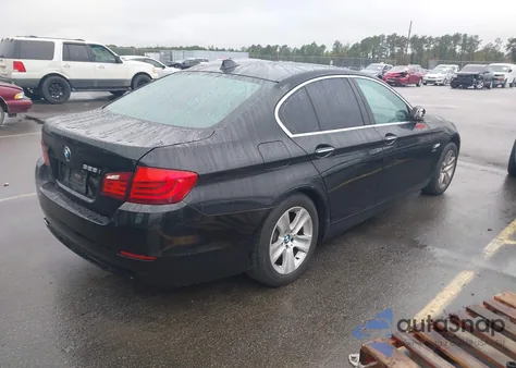 2012 BMW 528I xDrive z USA, uszkodzony, nr VIN WBAXH5C59CDW02868